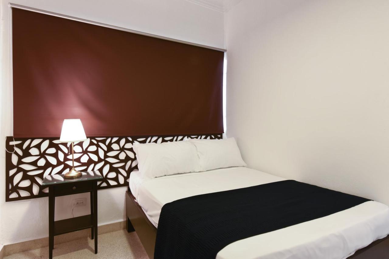 Ph 19 Guesthouse Hotel In Gazcue Santo Domingo Zimmer foto
