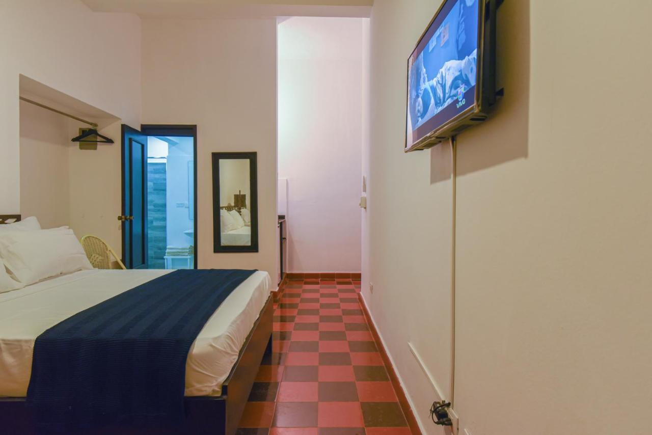Ph 19 Guesthouse Hotel In Gazcue Santo Domingo Zimmer foto
