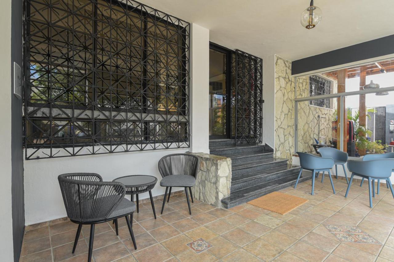 Ph 19 Guesthouse Hotel In Gazcue Santo Domingo Exterior foto