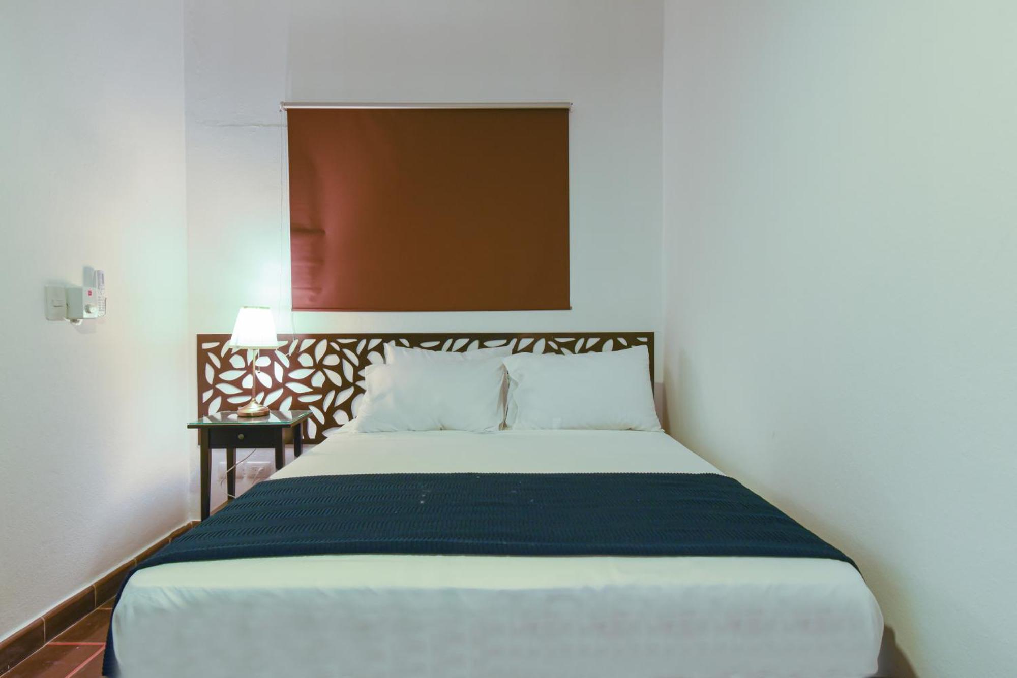 Ph 19 Guesthouse Hotel In Gazcue Santo Domingo Zimmer foto